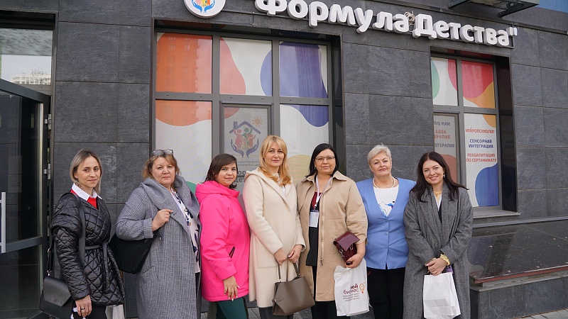 Предприниматели Новосибирской области посетили 20 социальных объектов Уфы